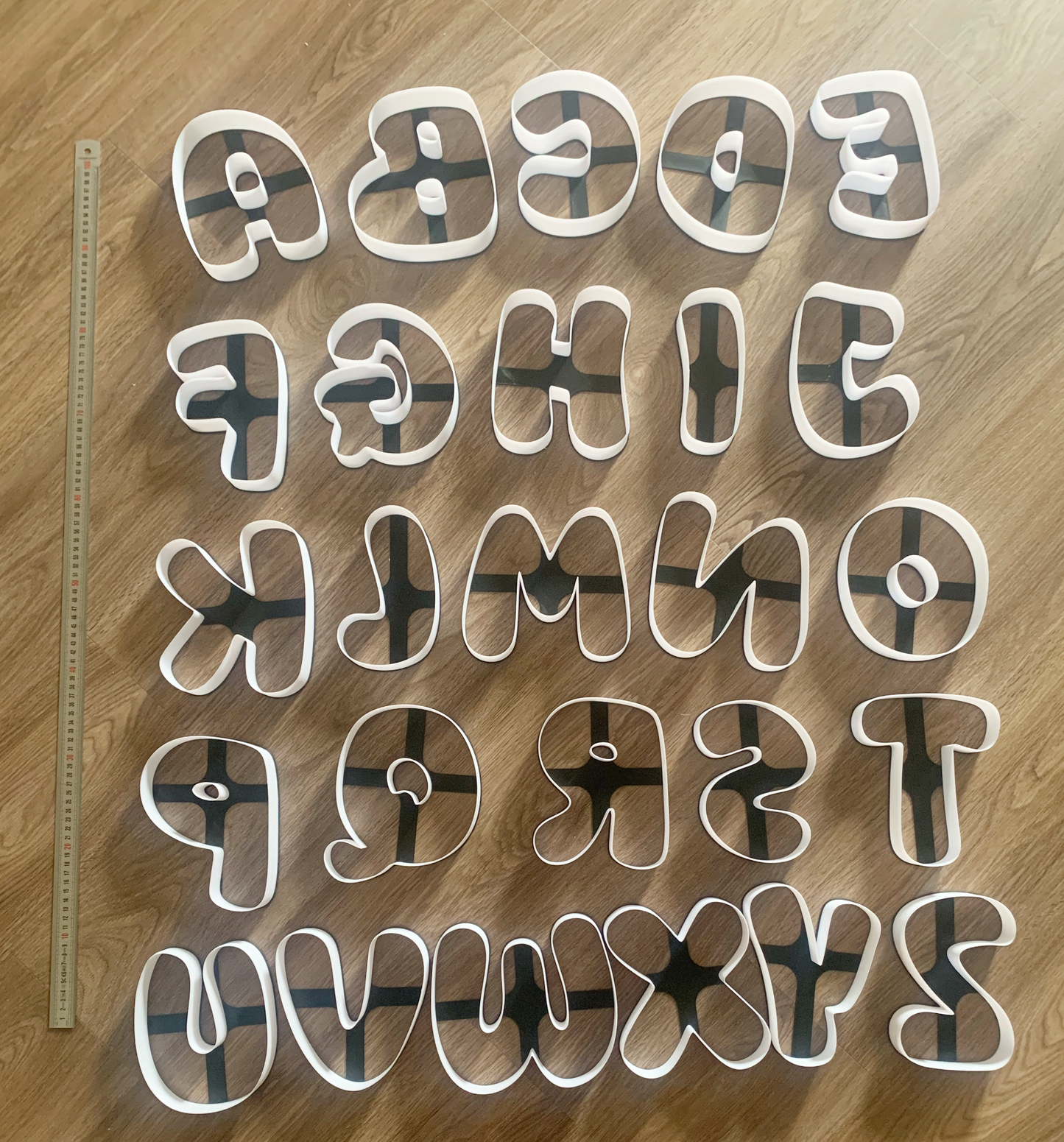 Extra-Large Bubble Letter Cutters – 18 cm/7.1" for Clay and Dough
